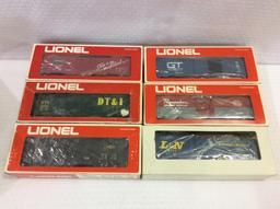 Lot of 17 Lionel O-Gauge Box Cars in Boxes
