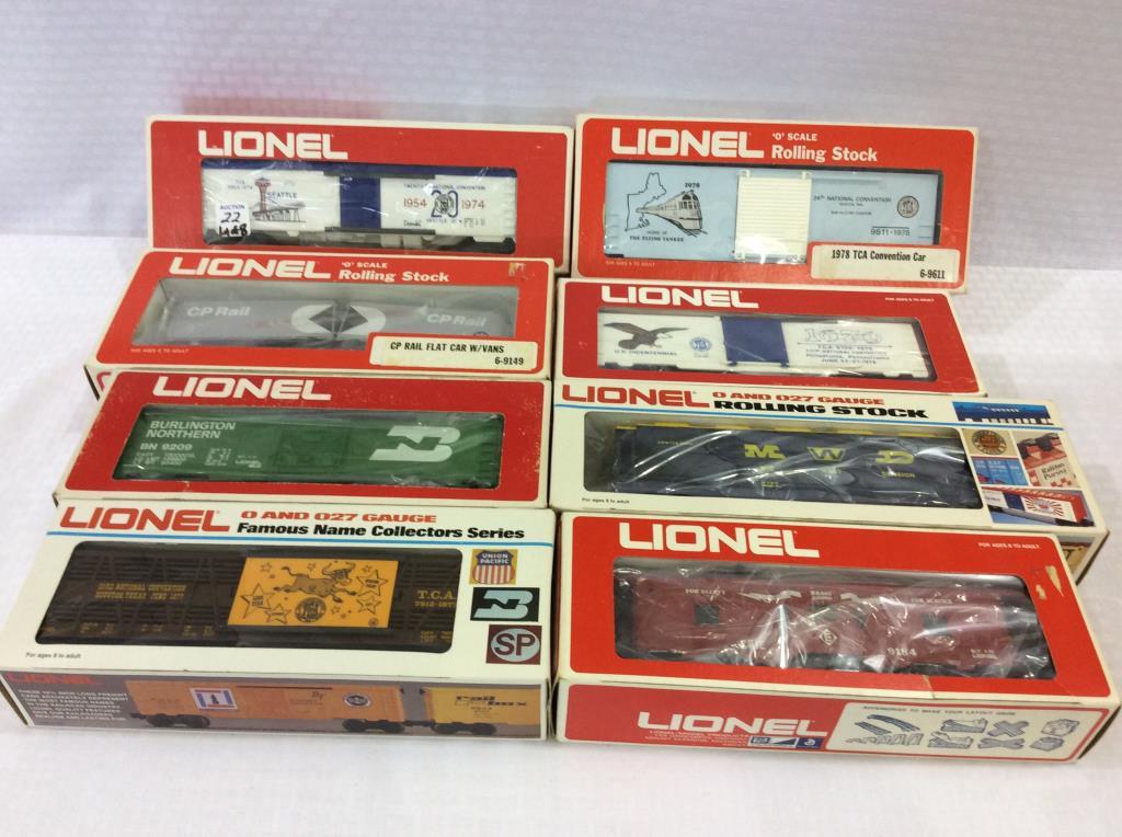 Lot of 8 Lionel 0-Gauge Train Cars in Boxes