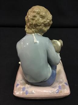 Lladro-Made in Spain-Porcelain Figurine