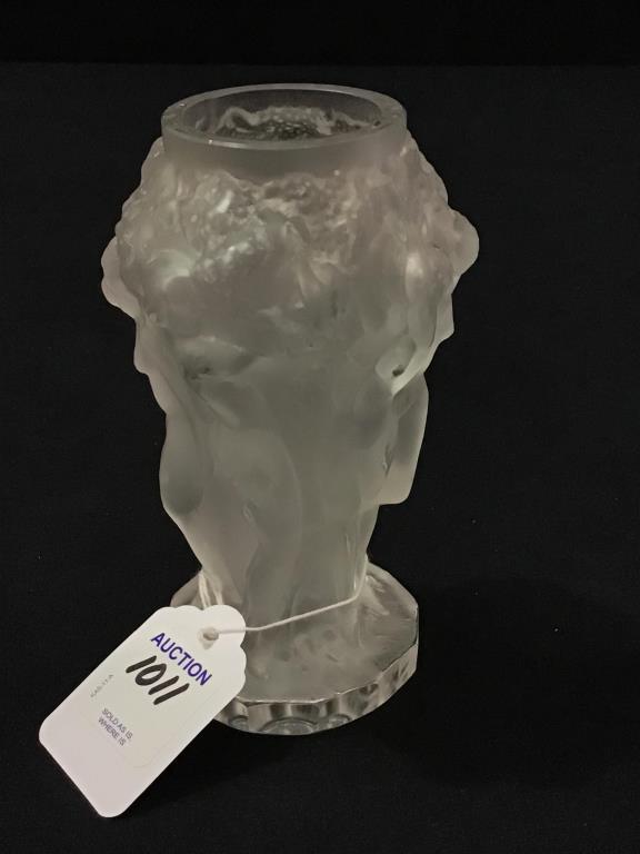 Desna Frosted Glass Vase w/ Dancing