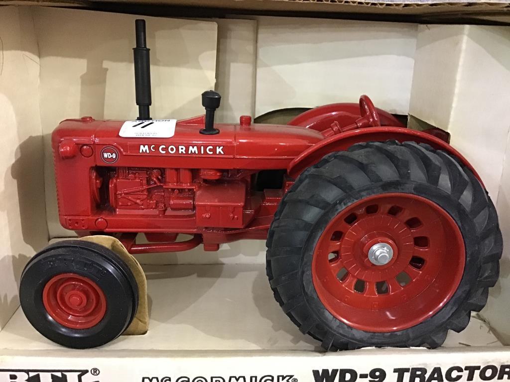 Ertl McCormick W9-1/16th Scale