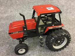 Case International Tractor #2594-1/16  Scale