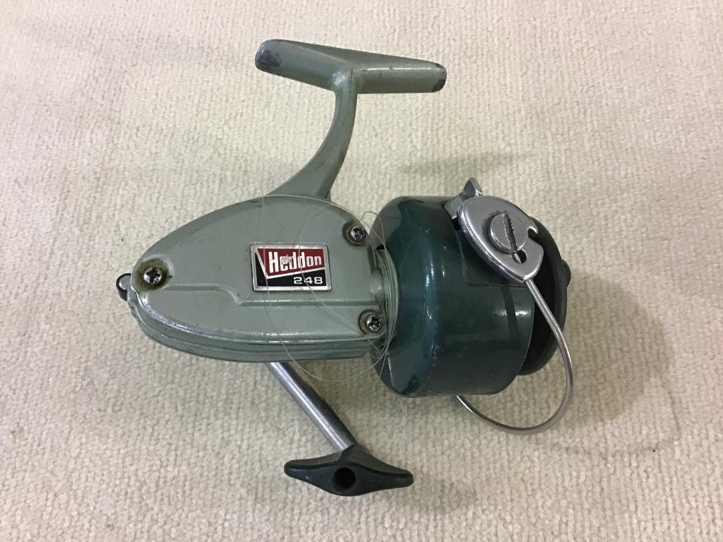 Lot of 4 Fishing Reels Including 2-Pflueger