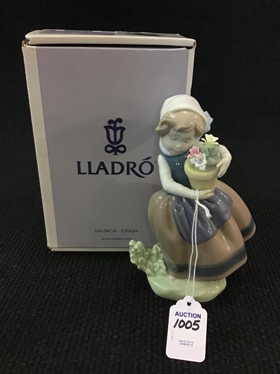 Lladro Figurine "Spring Is Here"