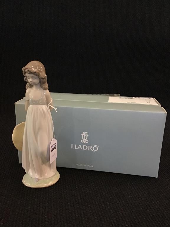 Lladro Figurine "Natural Beauty"