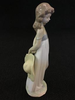 Lladro Figurine "Natural Beauty"