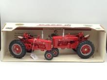 Ertl 1/16th Scale Case IH Special Edition