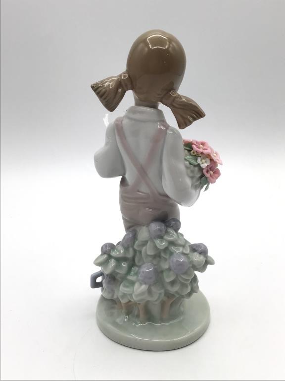 Lladro Spring Girl #5217 Figurine w/ Box