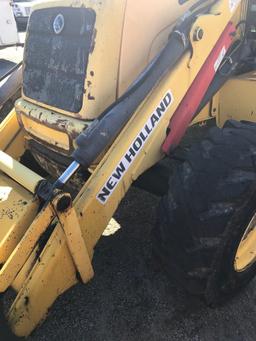 NEW HOLLAND B110 LOADER/BACKHOE