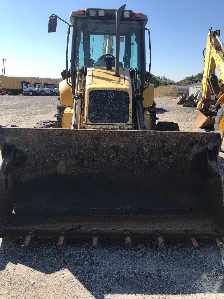 NEW HOLLAND B110 LOADER/BACKHOE