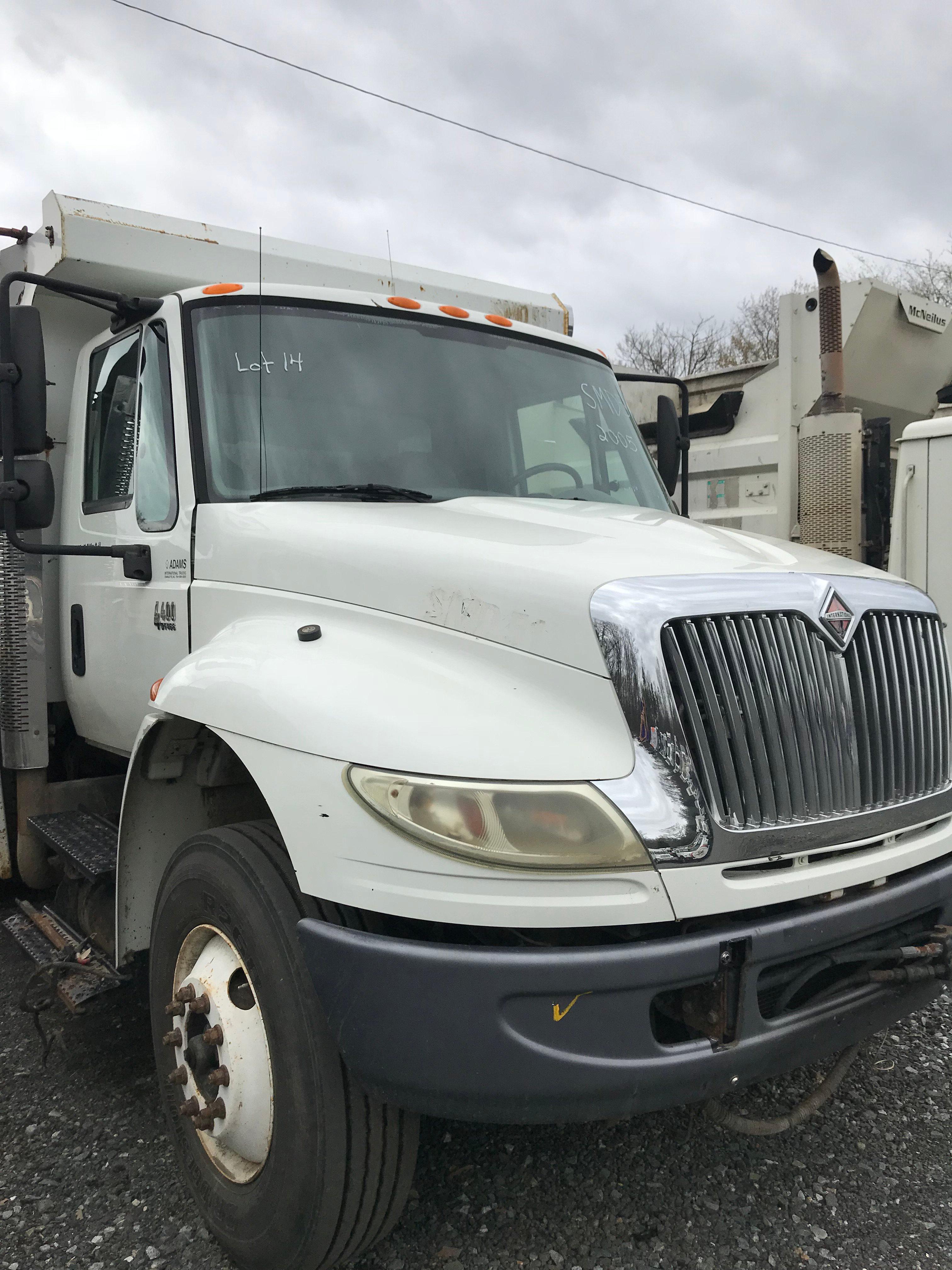 2005, INTERNATIONAL, 4400, DUMP TRUCK, 1HTMSAAR95H127517, mileage unknown, REAR END HIT