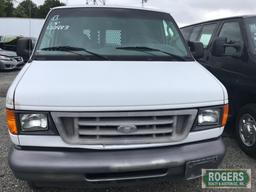 2005 Ford Van E150, Econoline 4.6L Cargo Van, 120483 miles, 1FTRE14W35HA74650