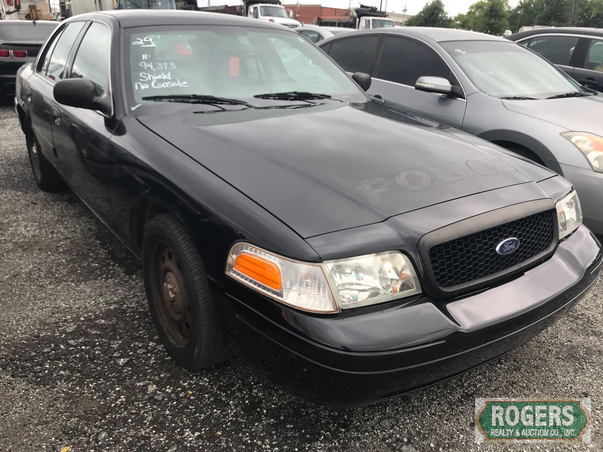 2011 Ford Crown Vic, 4.6, 94373 miles, Has Shield, No Console, 2FABP7BV1BX154331