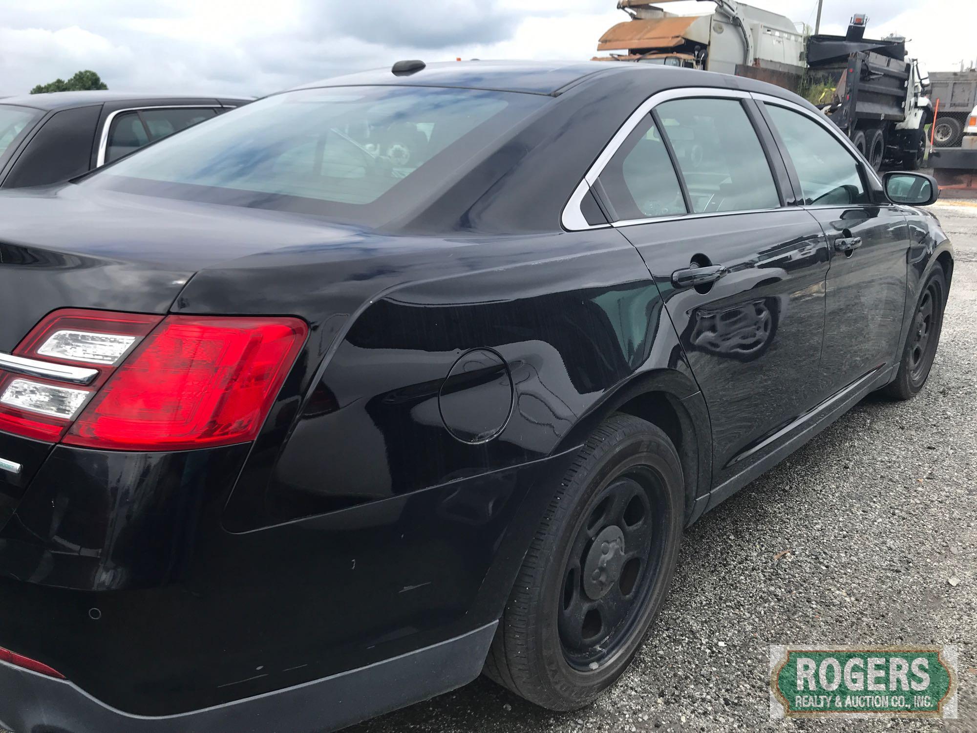 2013 Ford INTERCEPTOR, 3.5, 118967 miles, 1FAHP2MT6DG143682