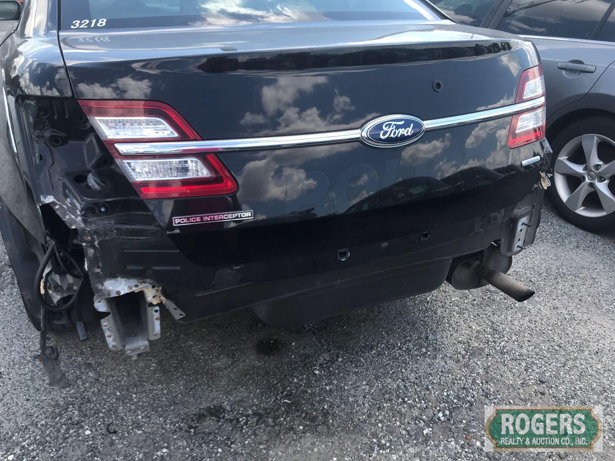 2013 Ford Interceptor, 3.5, 1FAHP2MTXDG143684, PARTS CAR NOT TOTALLED-MILEAGE UNKNOWN-NO KEYS