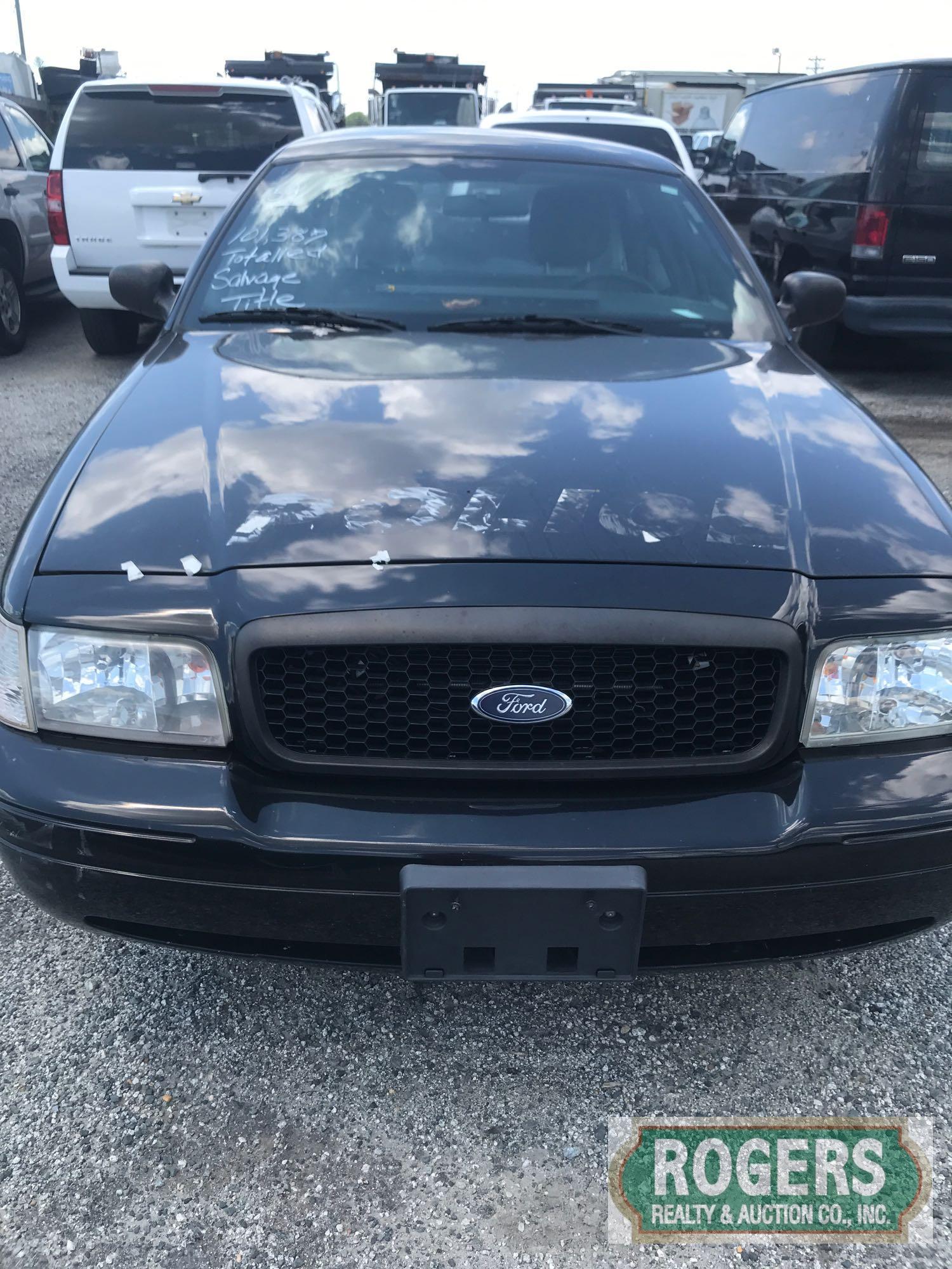 2011 Ford Crown Vic, 4.6, 101387 Miles, 2FABP7BV0BX161755- SALVAGE TITLE-NO KEYS