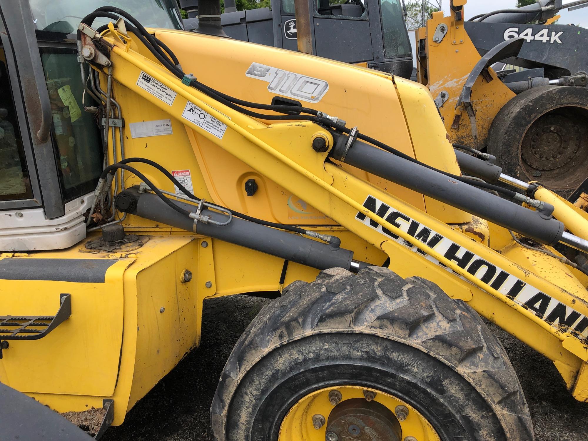 2008  New holland Backhoe B110