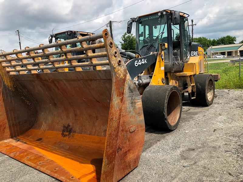 2013  John Deere 644 Articulating Loader