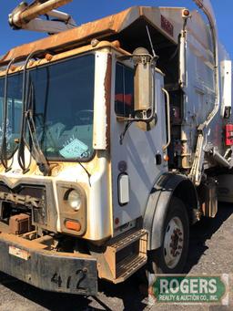 2014 - MACK FRONT LOADER REFUSE TRUCK -MRU613