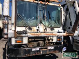 2007 - MACK FRONT LOADER REFUSE TRUCK -MR688S