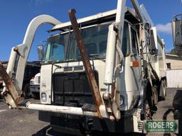 2007 - AUTOCAR FRONT LOADER REFUSE TRUCK -WX64 HEIL