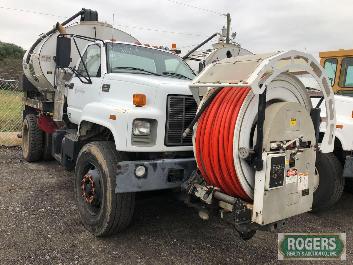 2002 - C8500 CHEVROLET -F8015 VACTOR