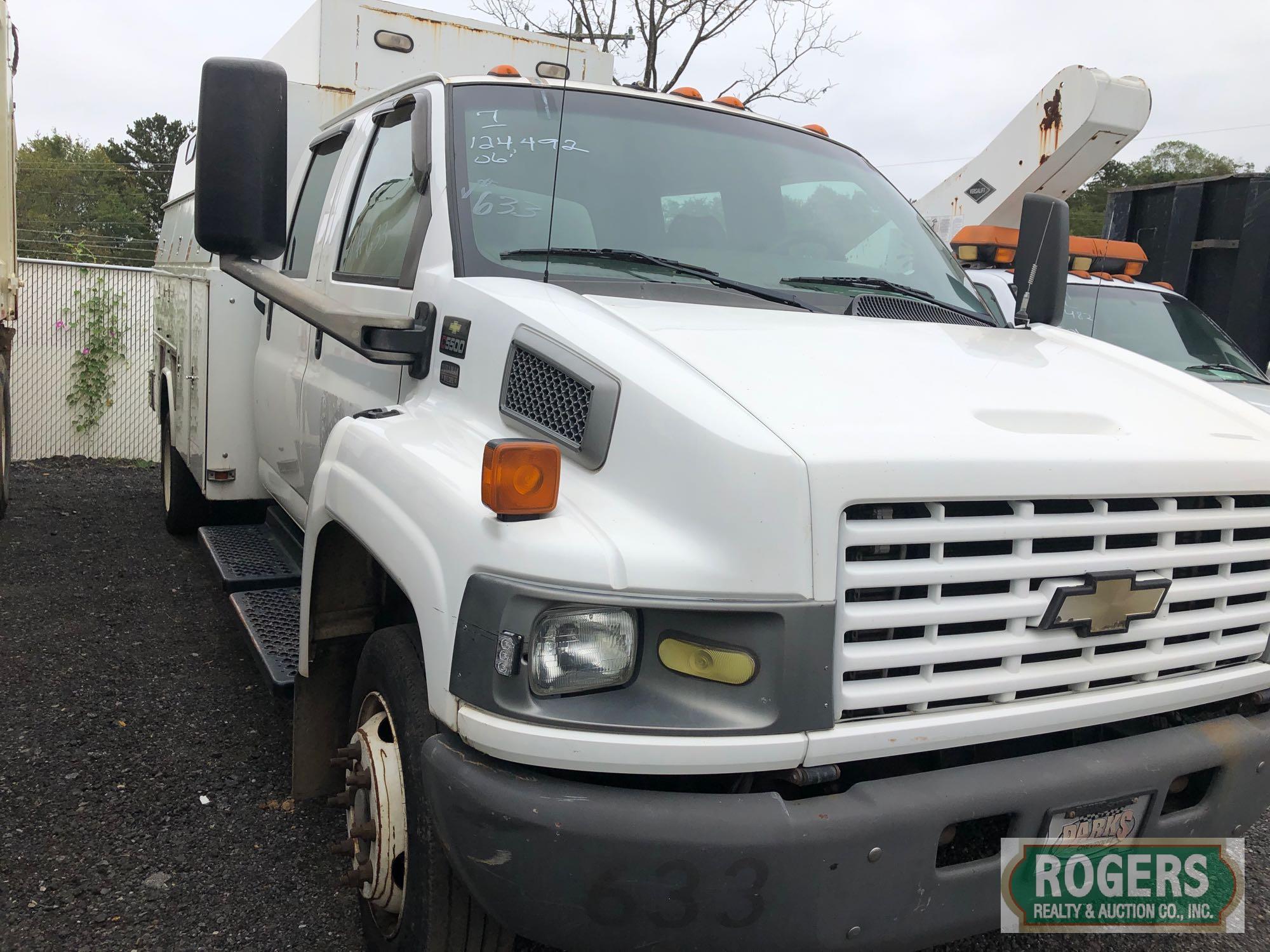 2006 - CHEVROLET -C5500 UTILITY TRUCK