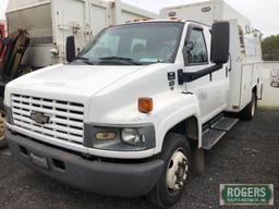 2006 - CHEVROLET -C5500 UTILITY TRUCK