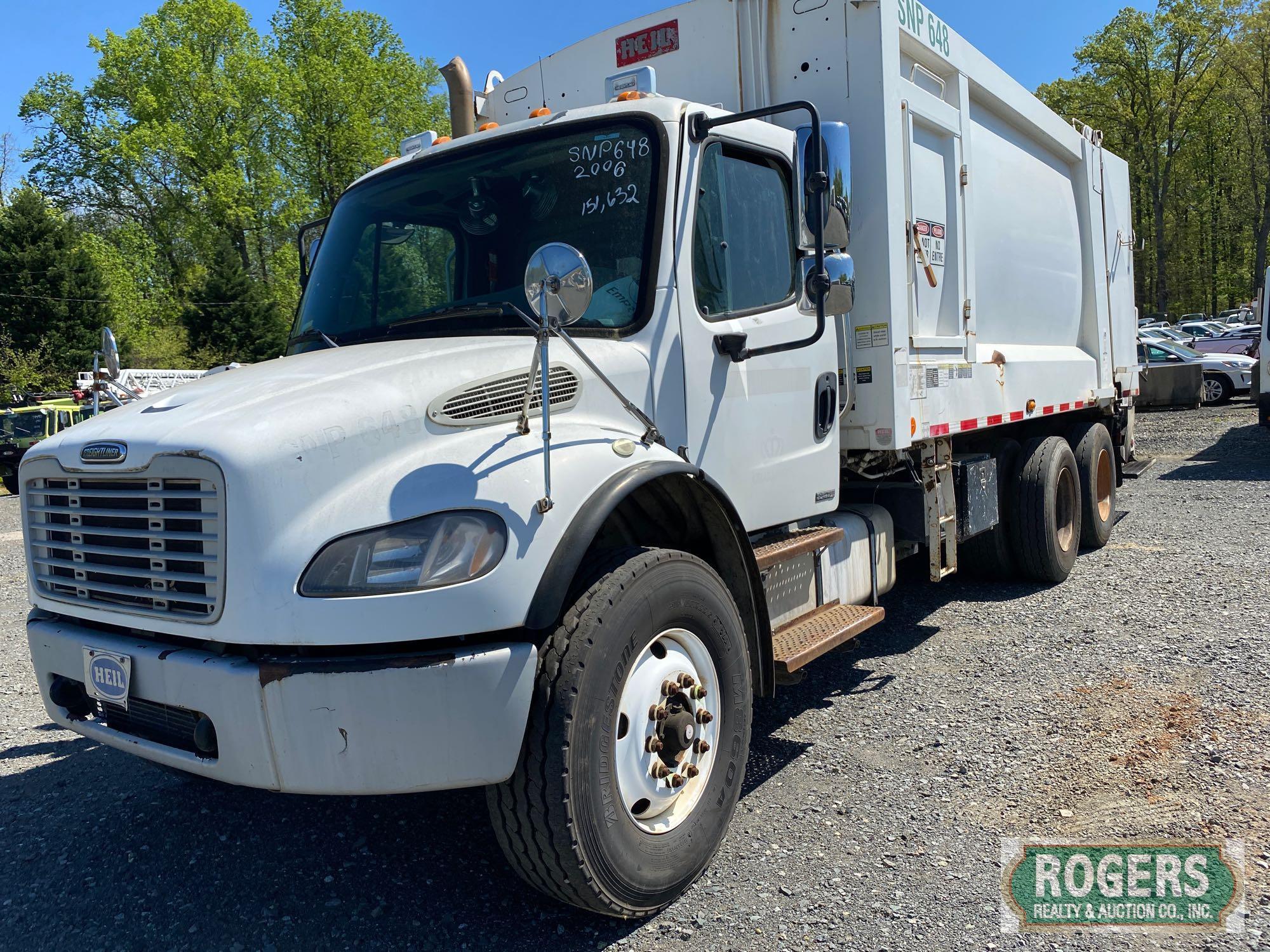 2006 FREIGHTLINER REARLOADER REFUSE TRUCK