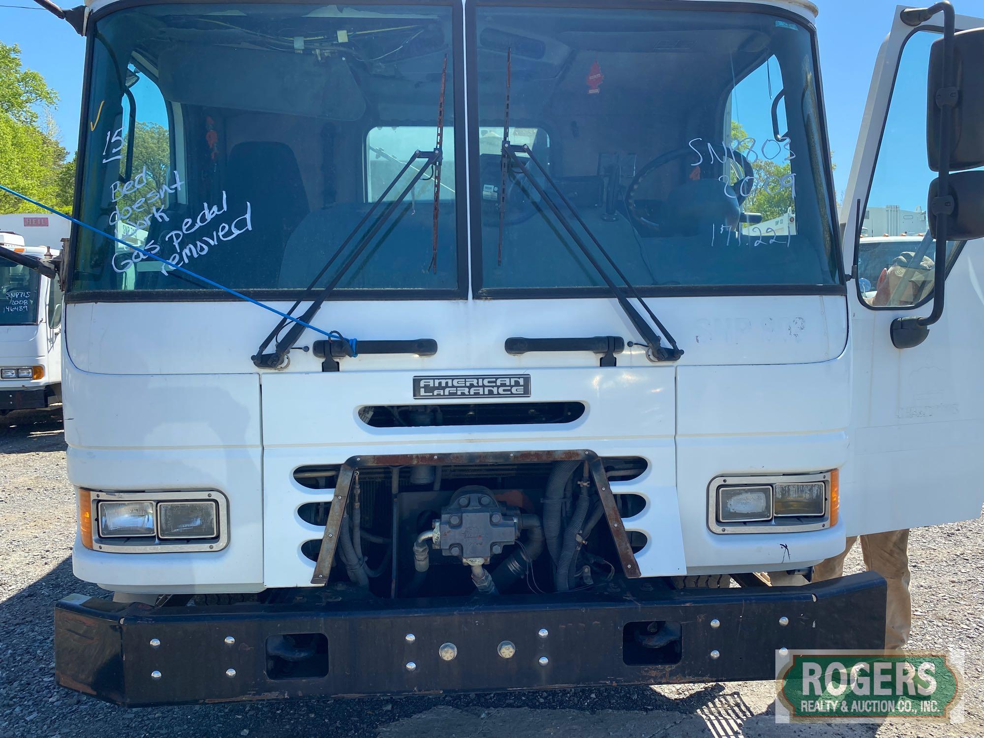 2009 AMERICAN LAFRANCE REARLOADER REFUSE TRUCK