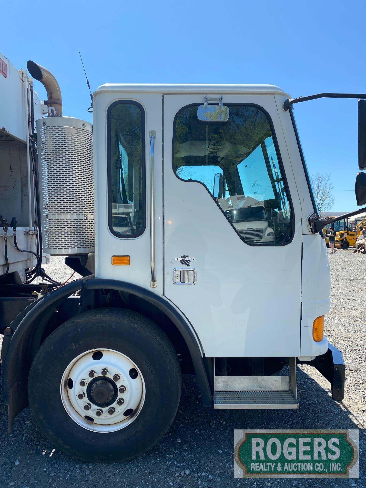 2009 AMERICAN LAFRANCE REARLOADER REFUSE TRUCK