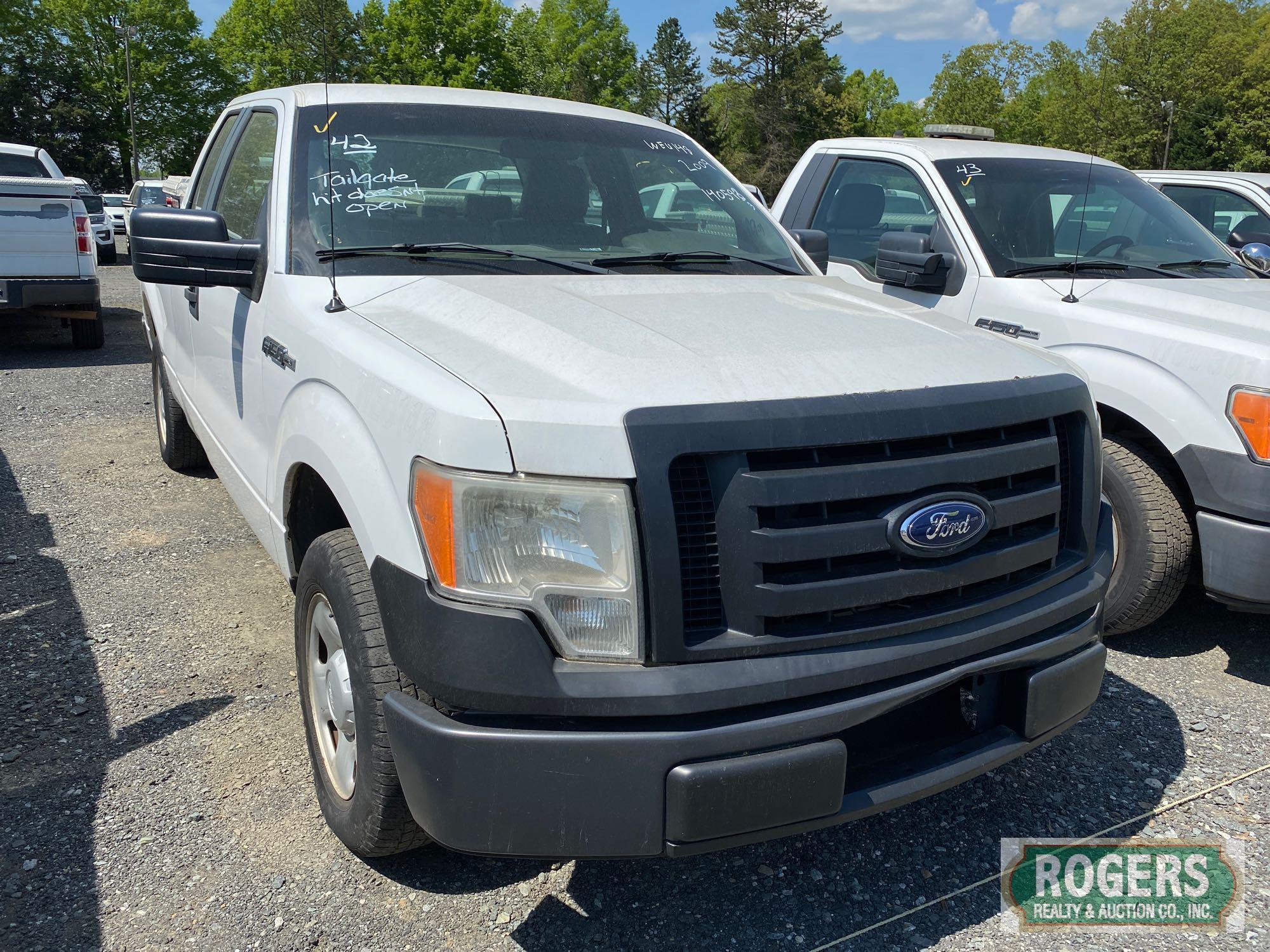 2009 FORD PICKUP TRUCK