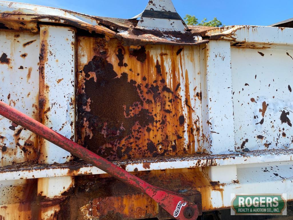 2005 INTERNATIONAL 4400 DUMP TRUCK