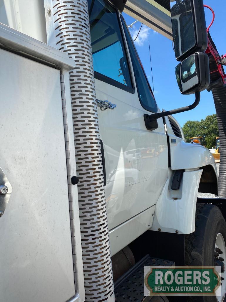 2012 INTERNATIONAL 7400 CATCH BASIN CLEANER TRUCK