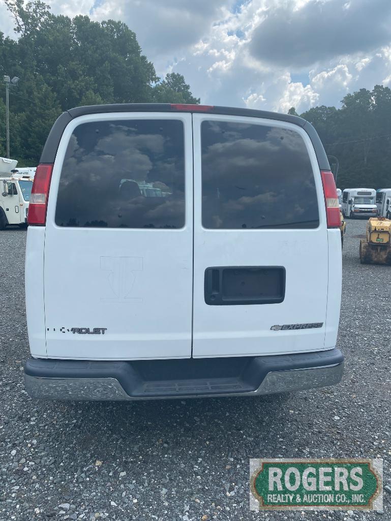 2006 CHEVROLET G-3500 (CHEV) VAN