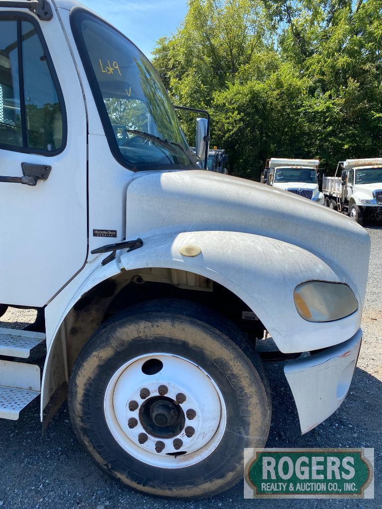 2005 FREIGHTLINER M2106 DUMP TRUCK