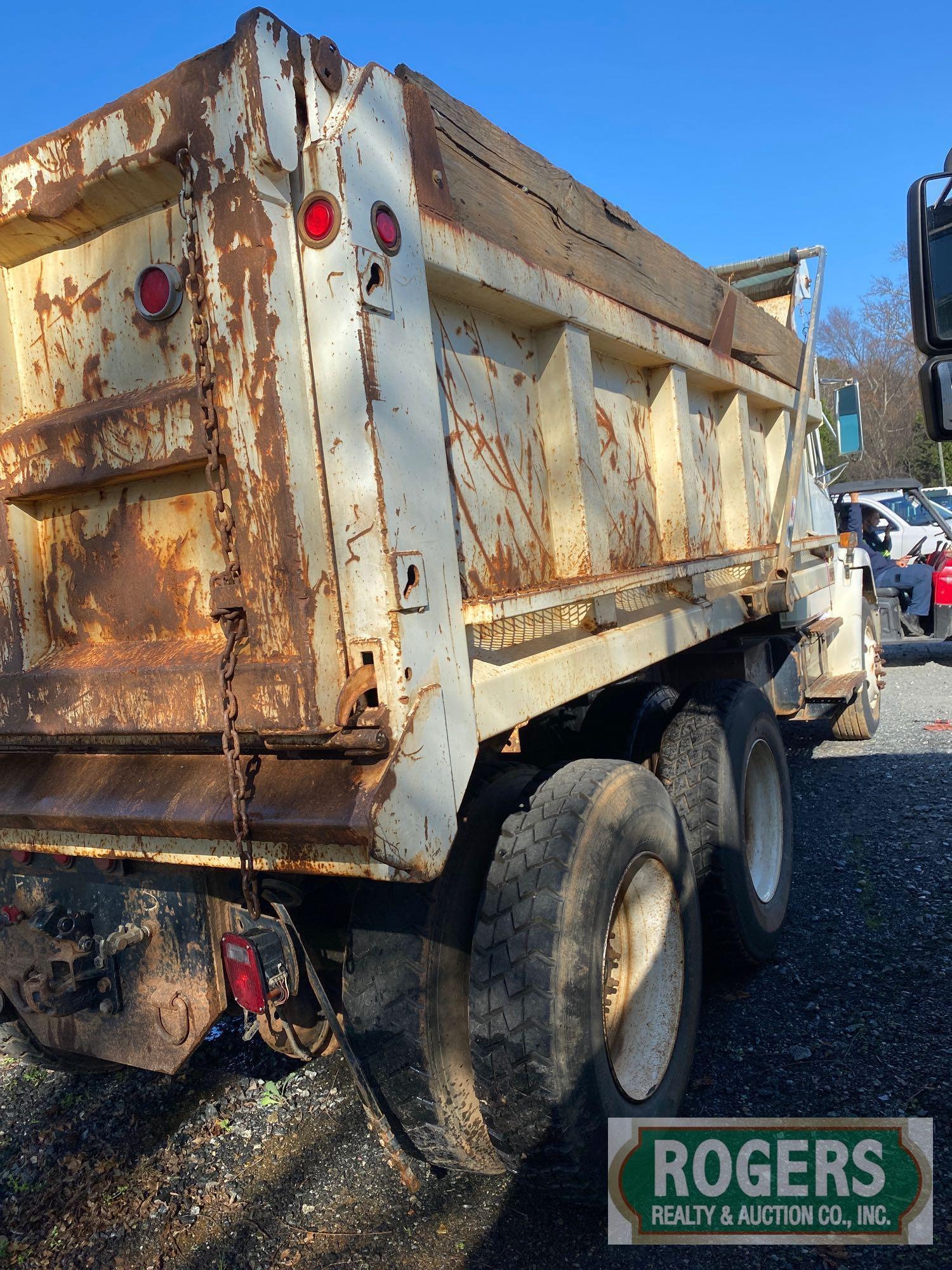 2001 FREIGHTLINER FL80 DUMP TRUCK