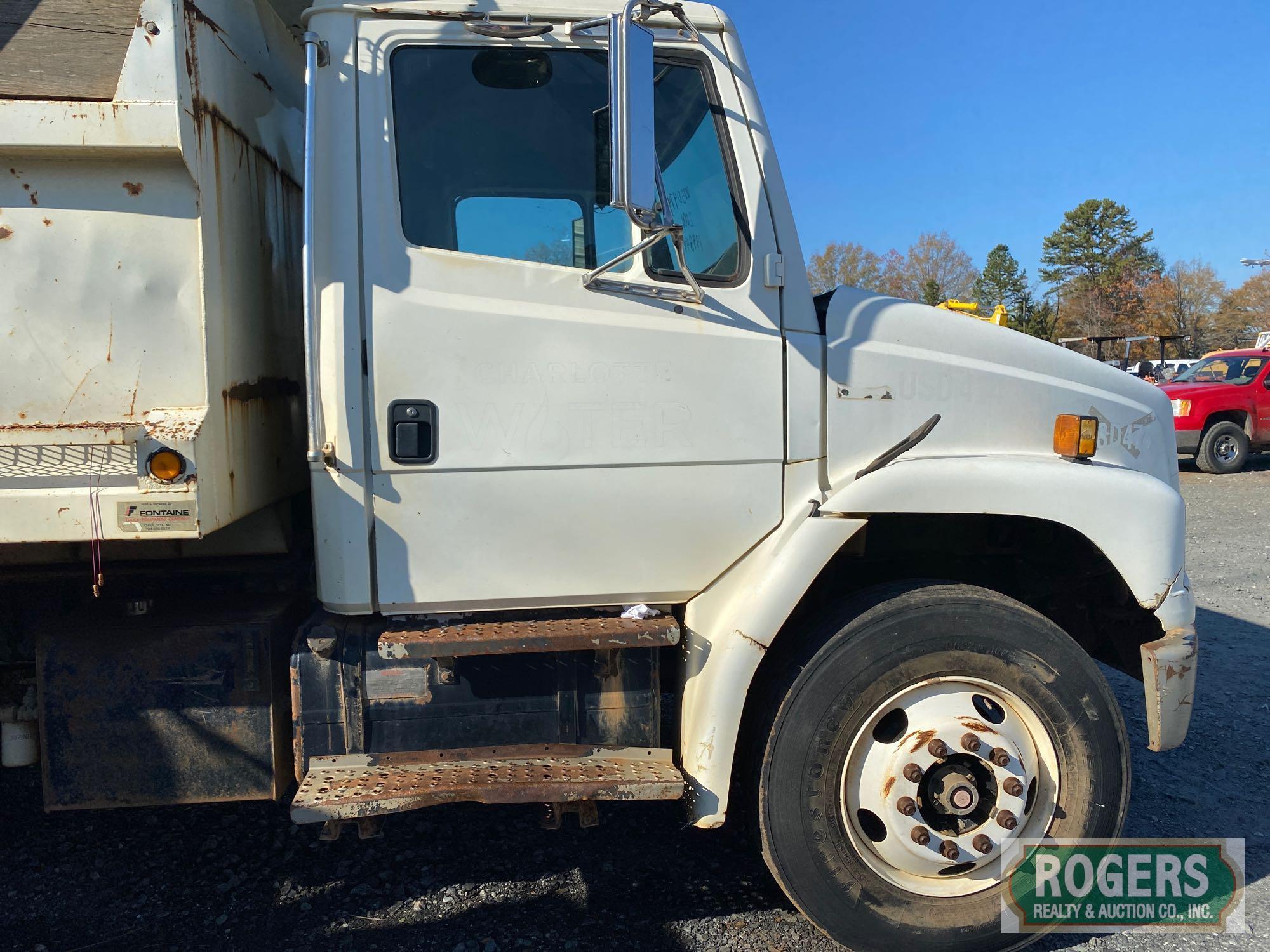 2001 FREIGHTLINER FL80 DUMP TRUCK