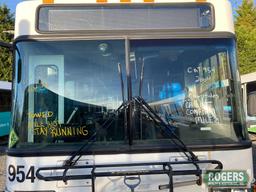 2004 GILLIG LOW FLOOR BUS