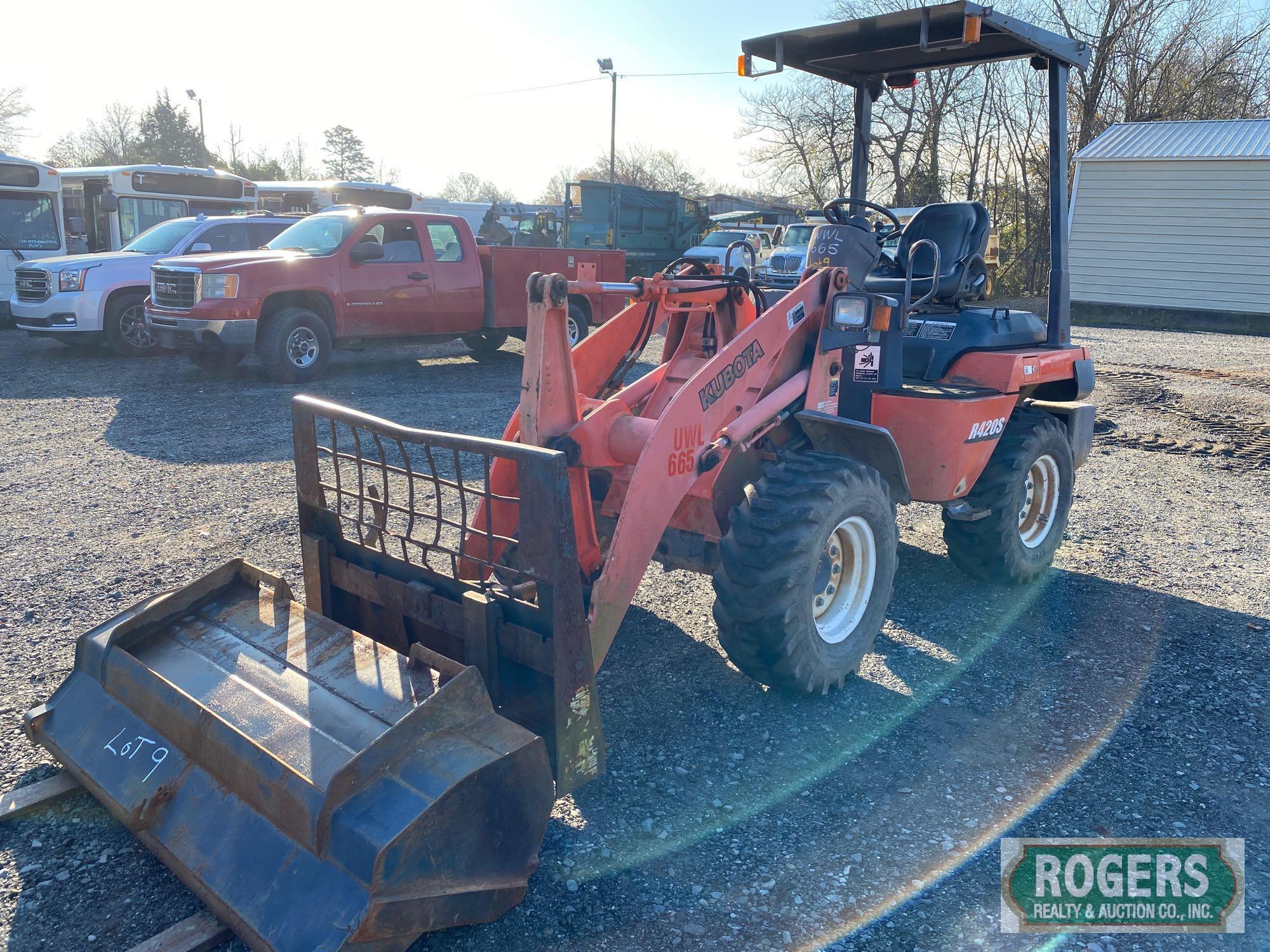 2003 KUBOTA R420S SKID STEER LOADER