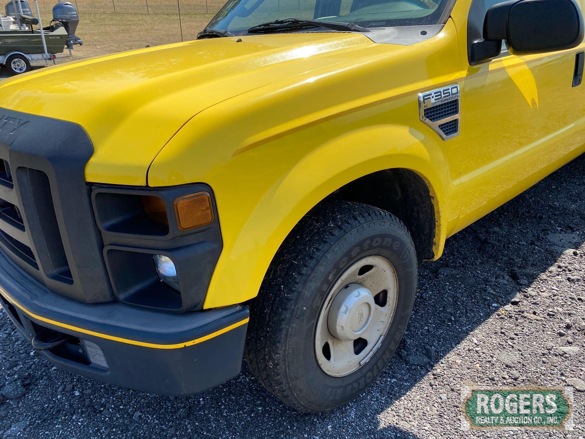 2008 Ford F-350 Super Duty XL