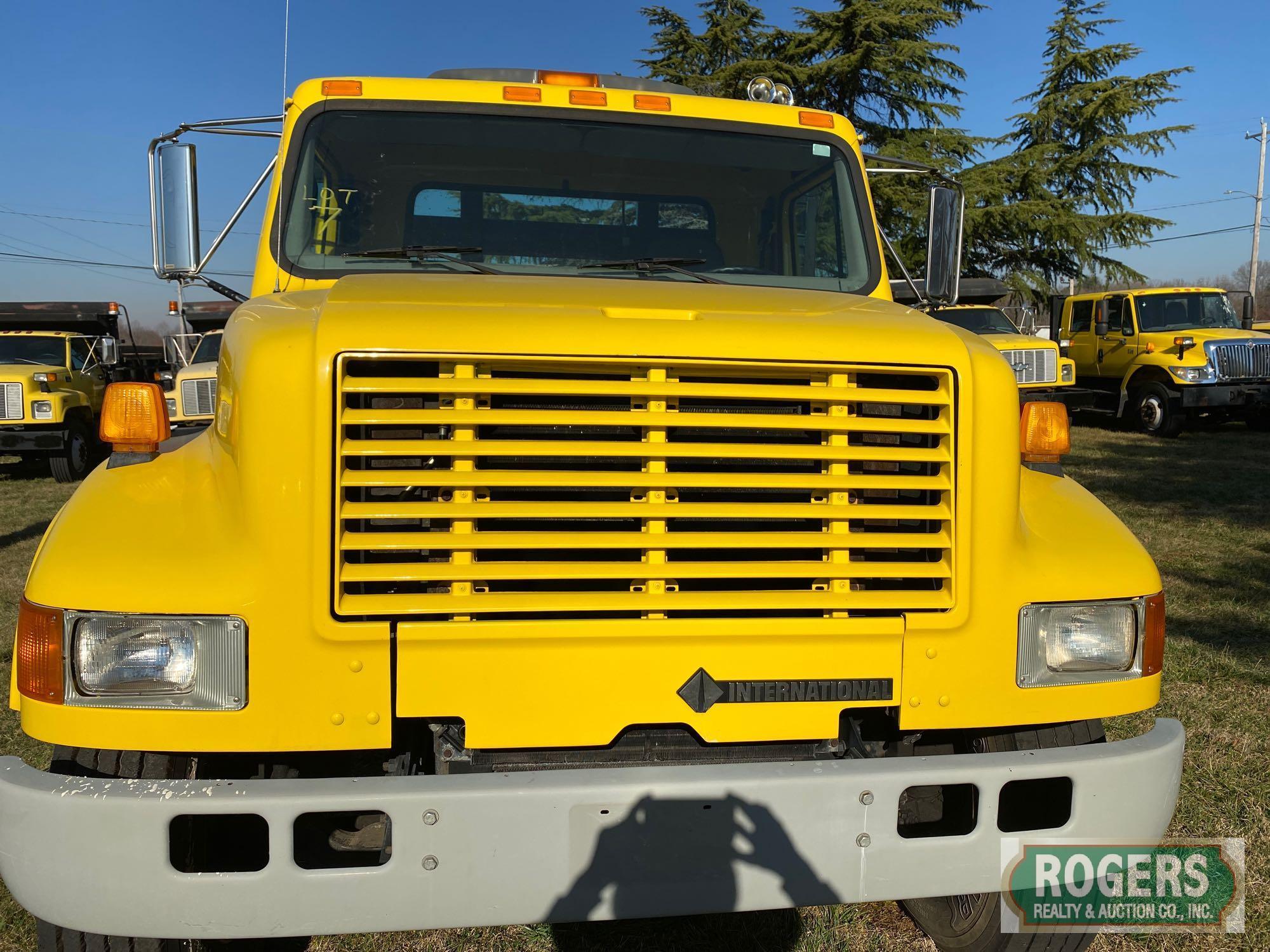 2002 International 4700