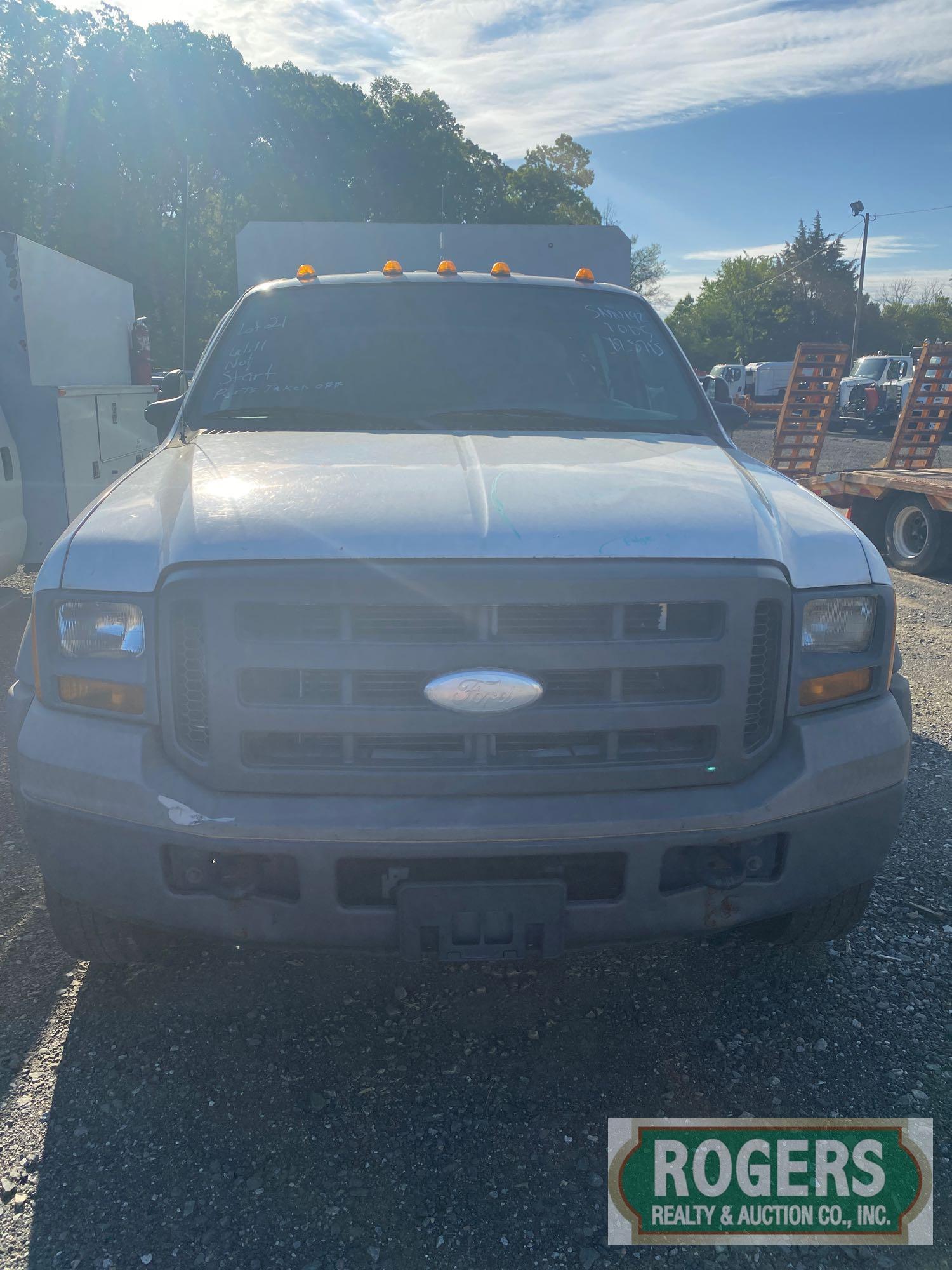 2005 FORD F-450 C/C
