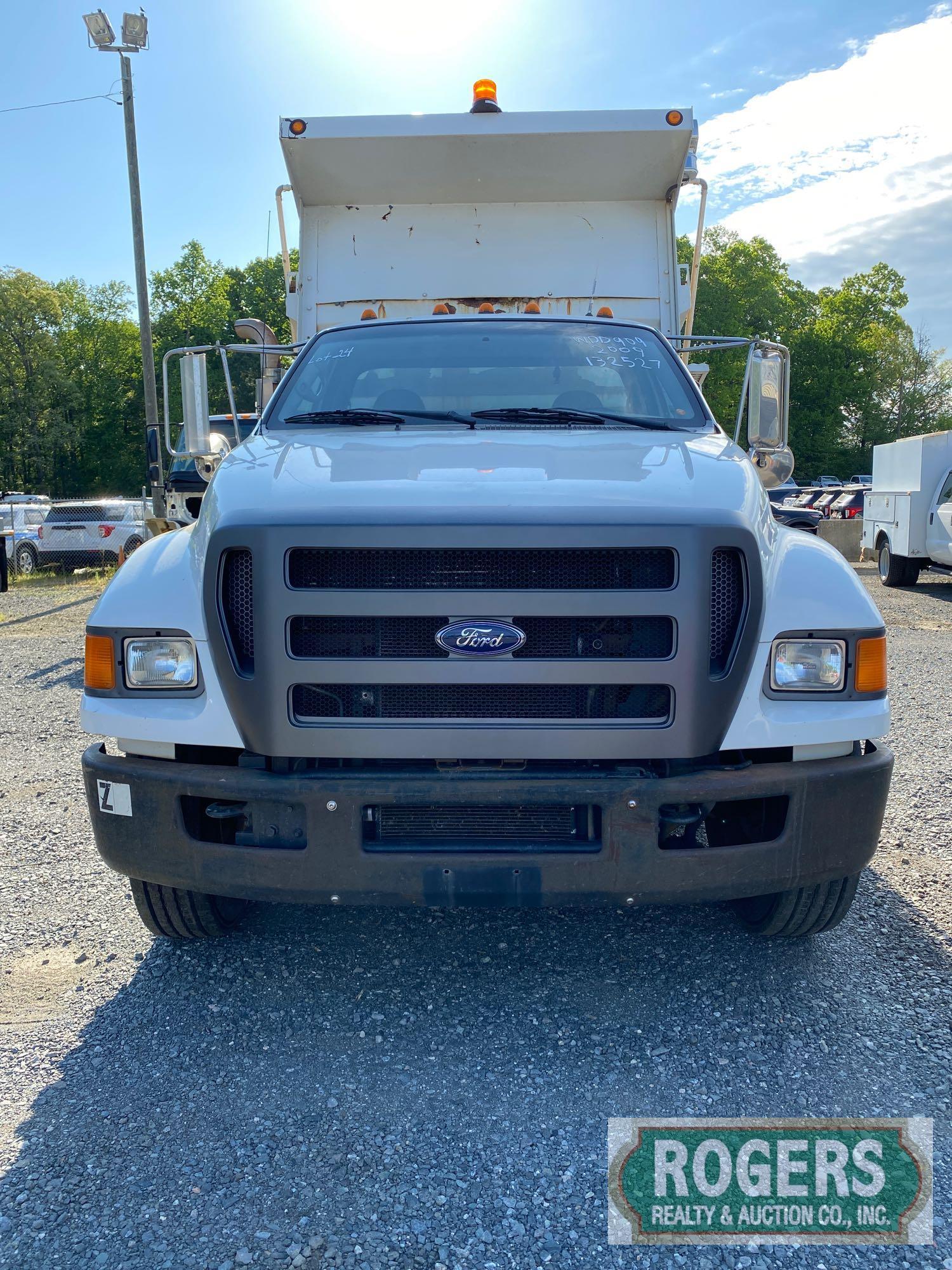 2009 FORD F-650