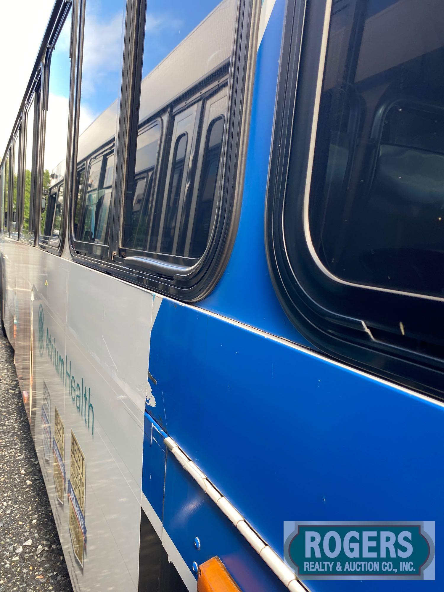 2004 GILLIG LOCAL BUS