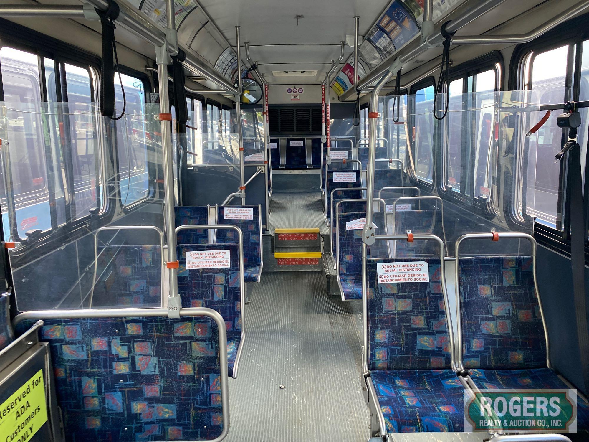 2004 GILLIG LOCAL BUS