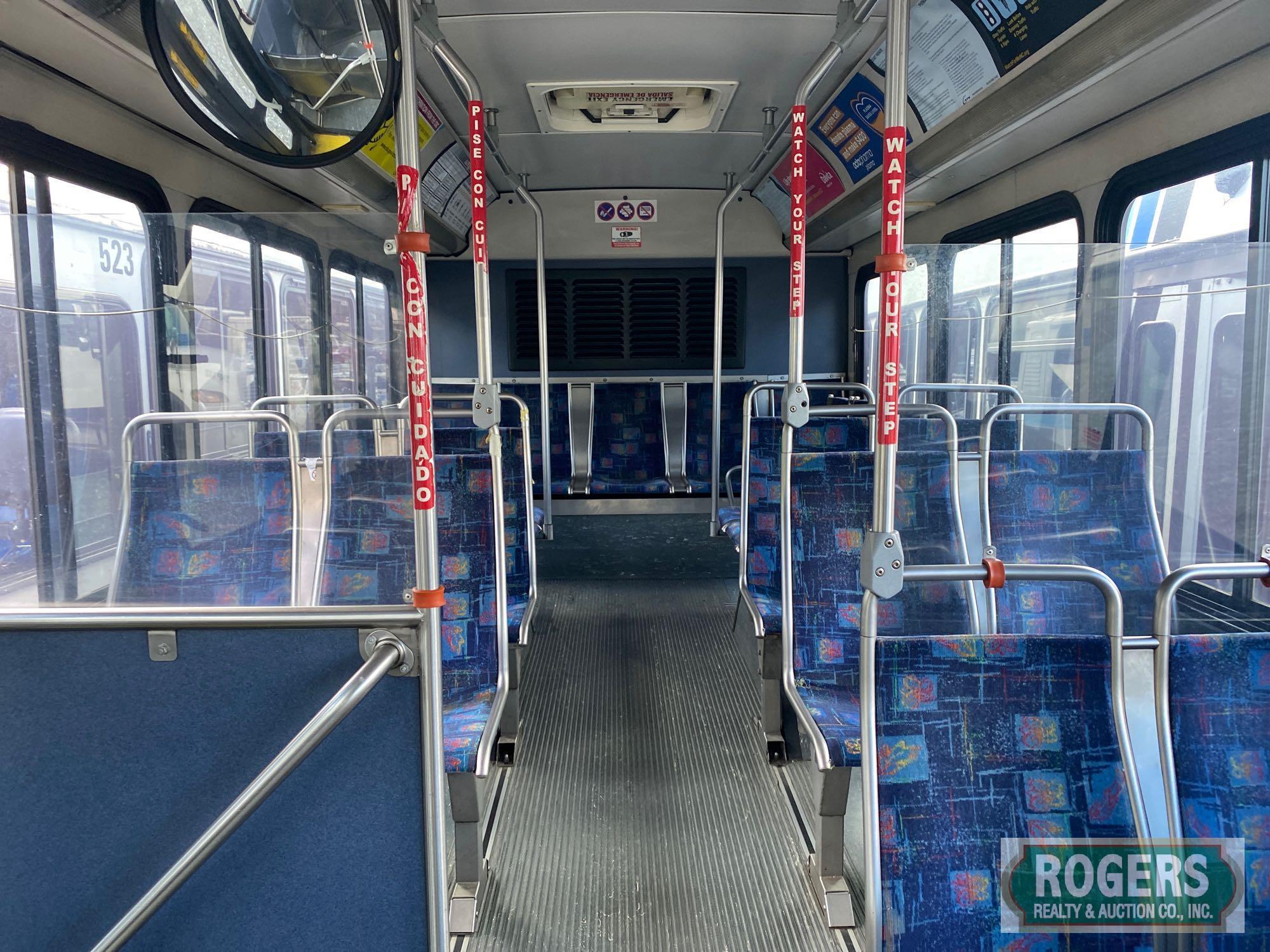 2004 GILLIG LOCAL BUS