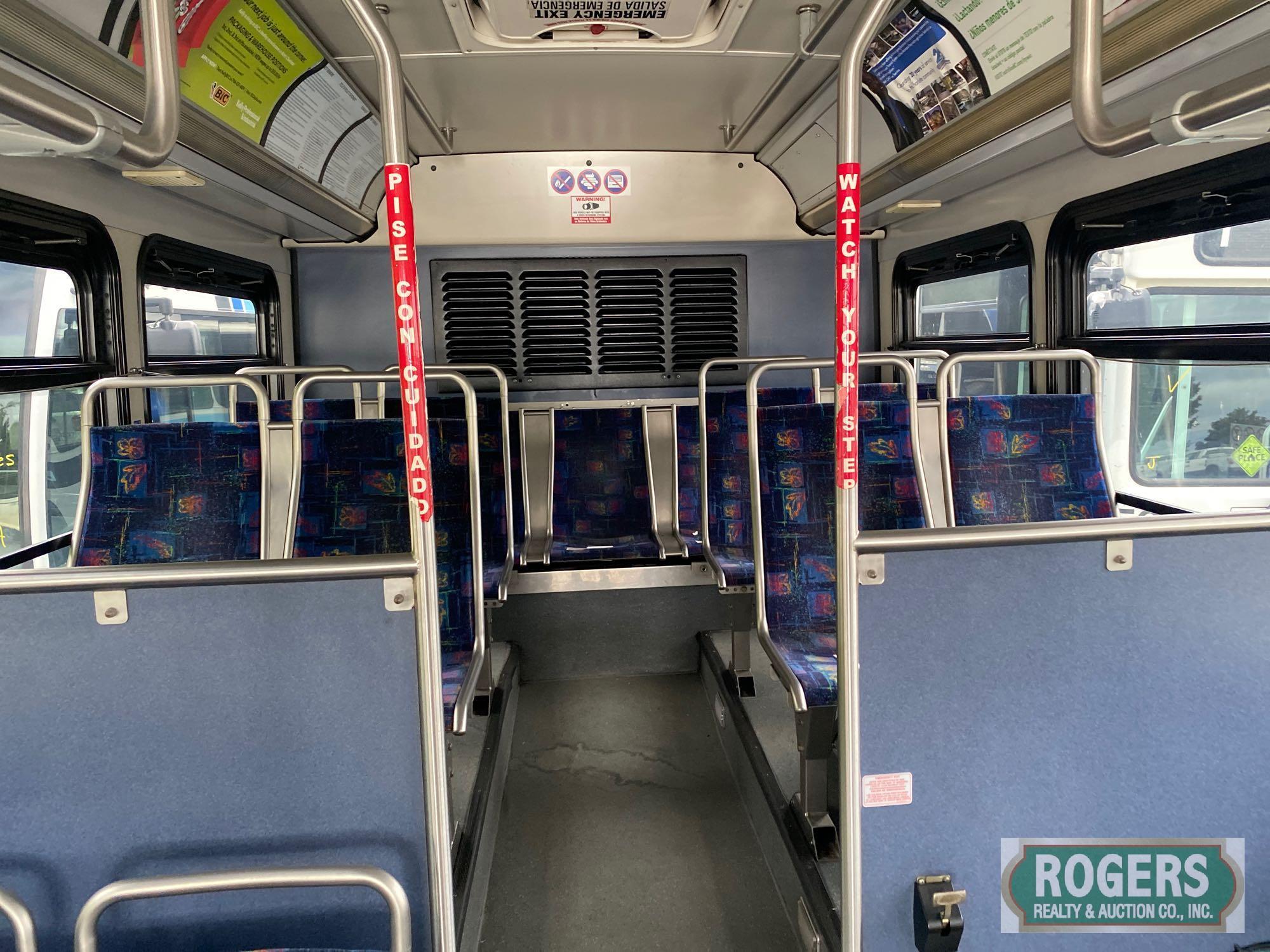 2007 GILLIG CIRCULAR BUS