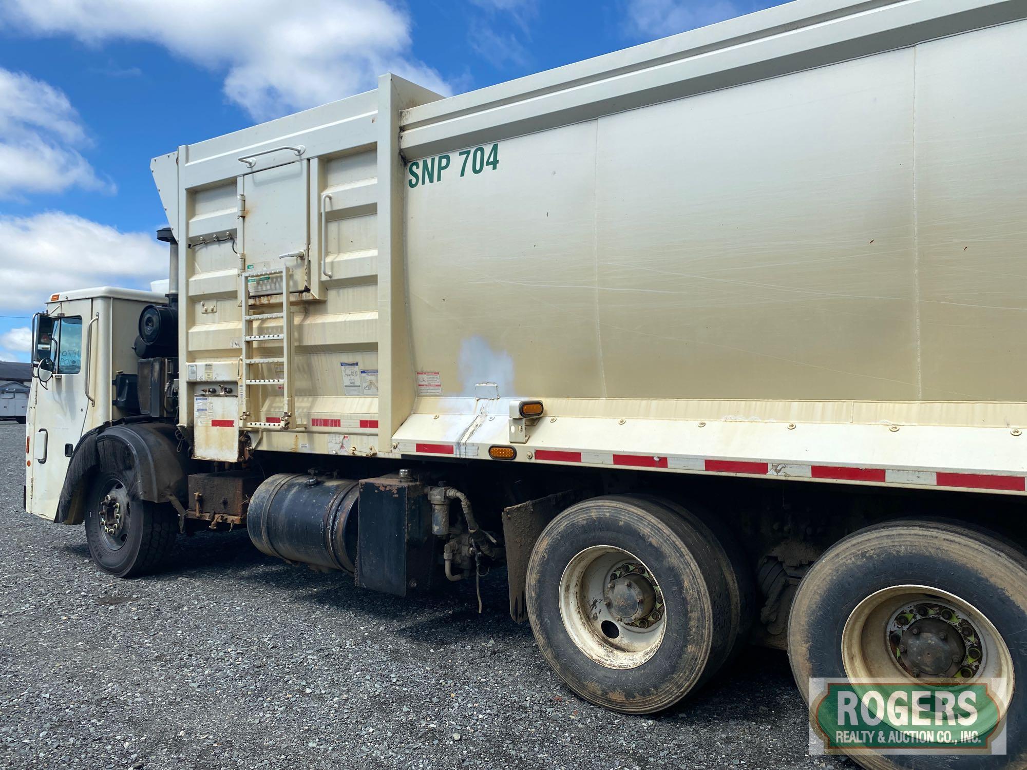 2009 MACK LEU613 SIDE LOADER REFUSE TRUCK