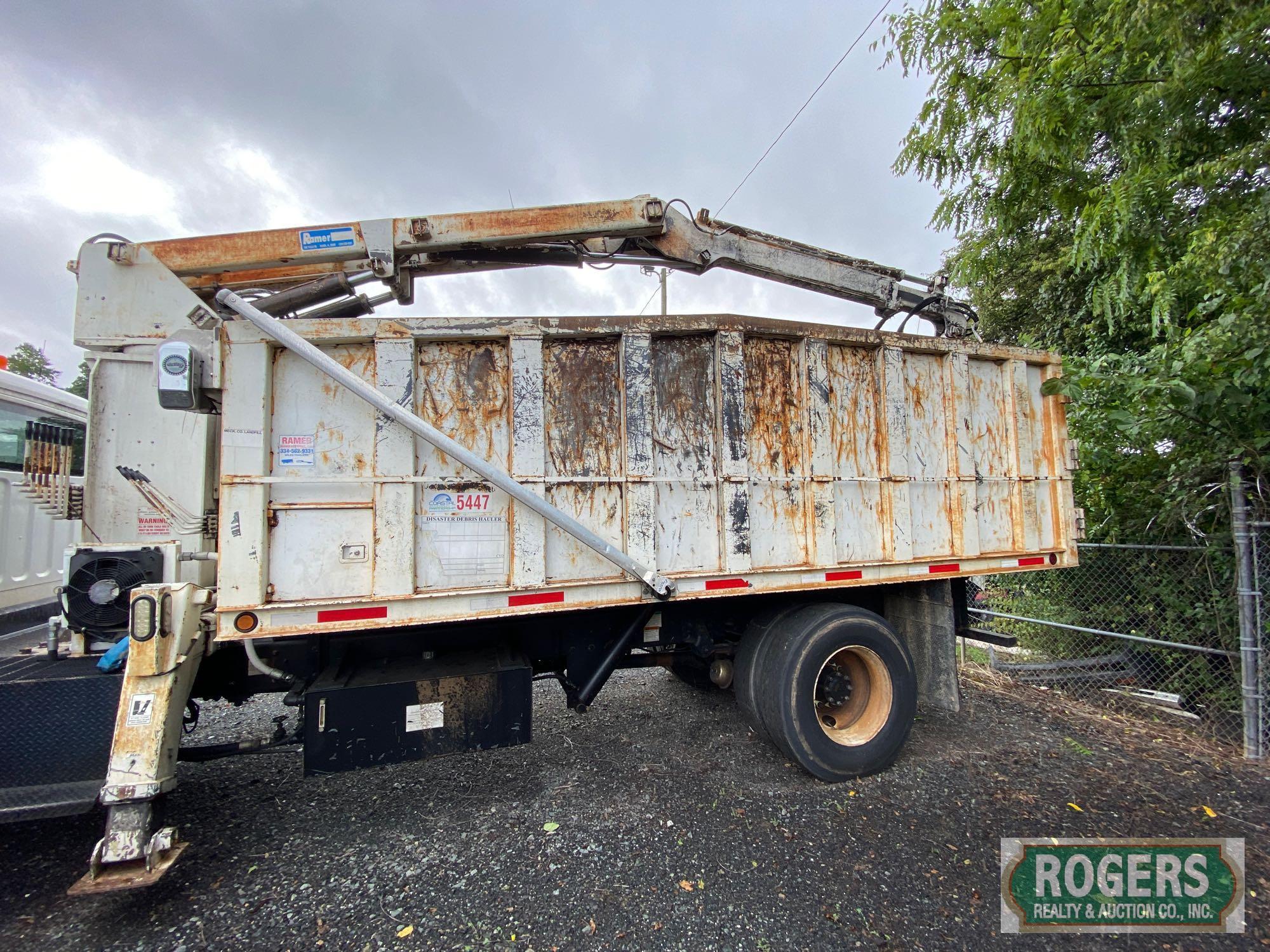 2013 FREIGHTLINER M2106 GRAPPLE TRUCK